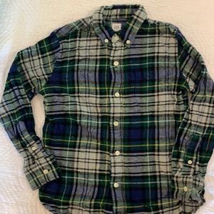 Gap Boys Flannel button down - Size M
